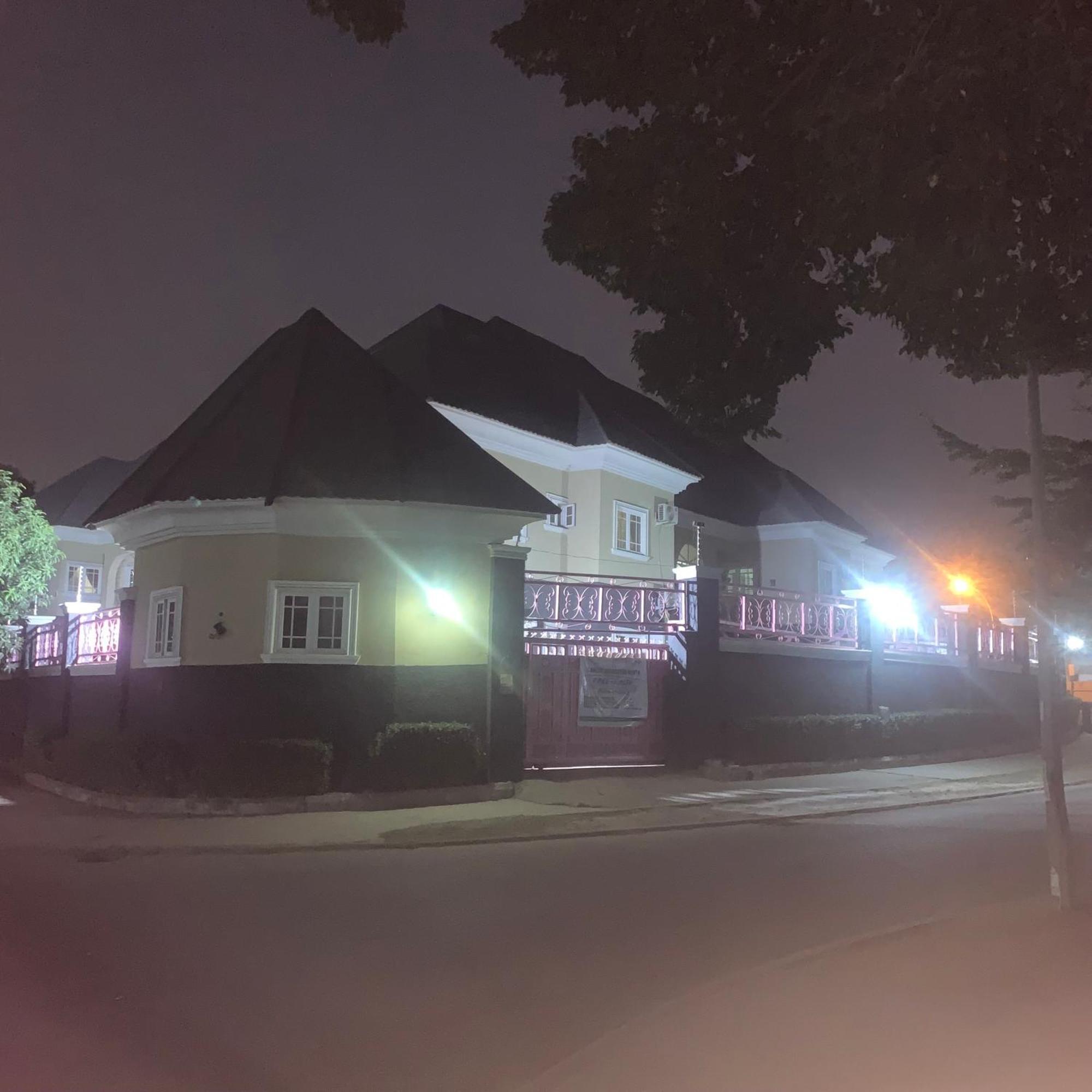 Health Plaza Abuja Aparthotel Exterior foto