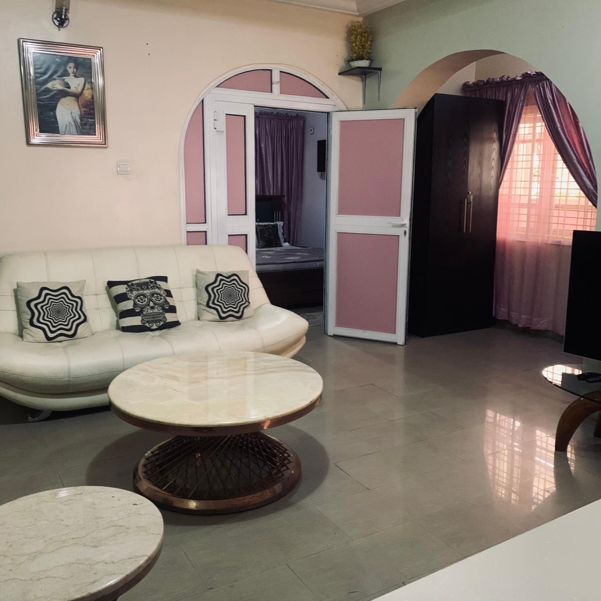 Health Plaza Abuja Aparthotel Exterior foto