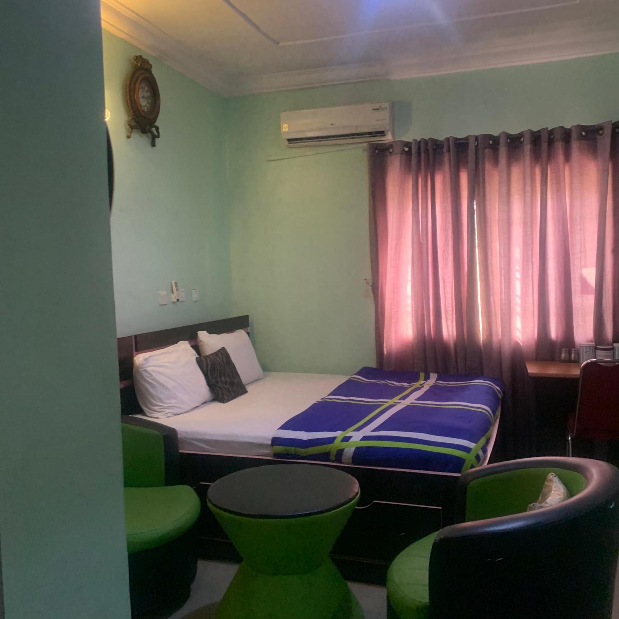Health Plaza Abuja Aparthotel Exterior foto