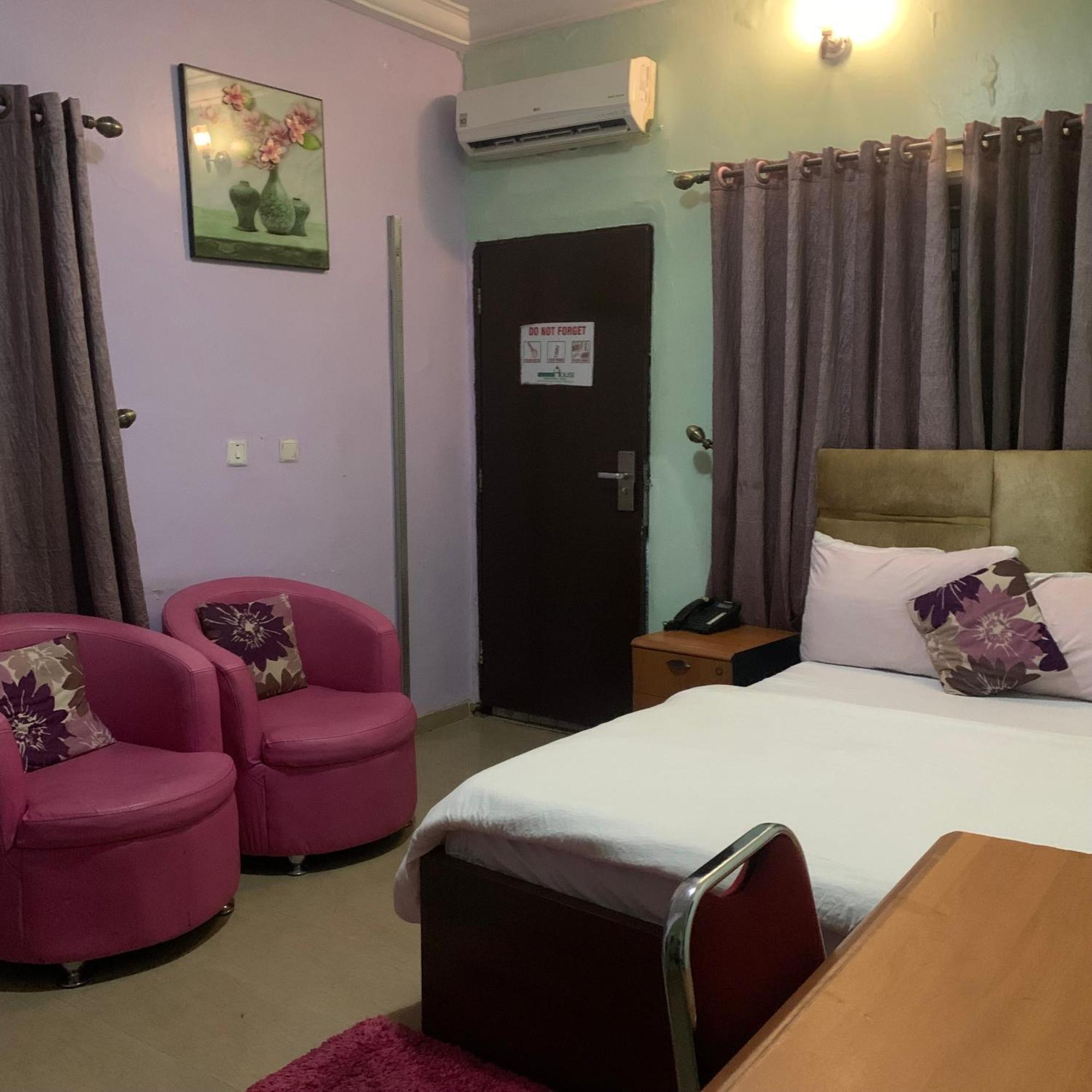 Health Plaza Abuja Aparthotel Exterior foto