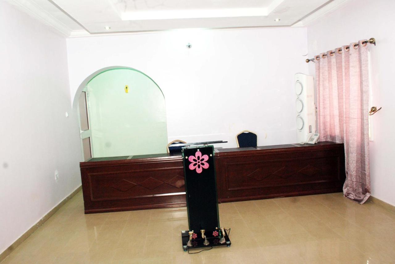 Health Plaza Abuja Aparthotel Exterior foto